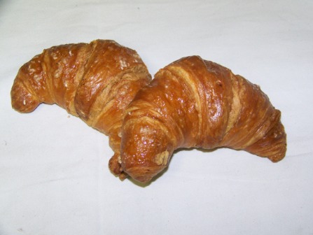 Croissant: vuote, alla marmellata, e al cioccolato.